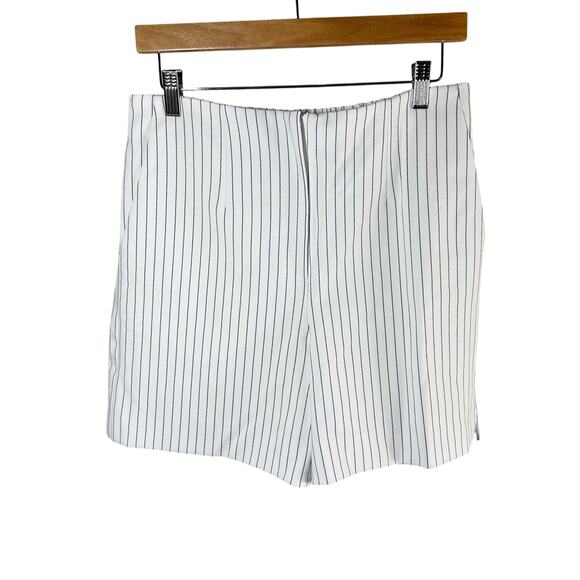 French Connection Pinstripe Shorts Size US 6 Summer White - Picture 1 of 14